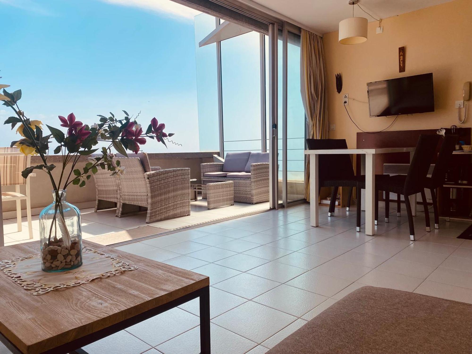 Sunny Costa Plana-monaco -cap D'ail * Cap-d'Ail